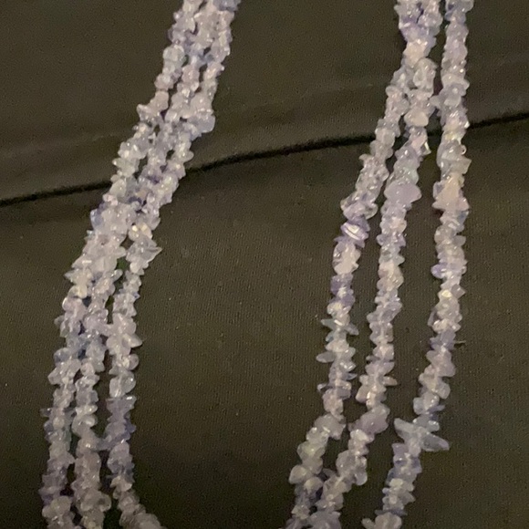 Lavender stone necklace - Picture 3 of 4